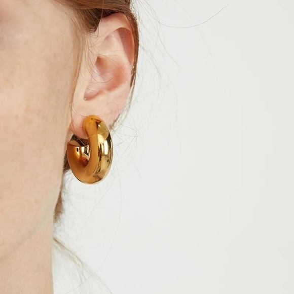 Vintage Stainless Steel Chunky C Shape Hoop Earrings ( Size: 40mm) - Picture 7 of 16